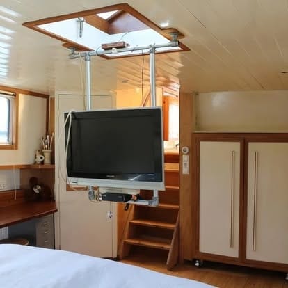 Photo 39 of J.B. Bakemakade 25