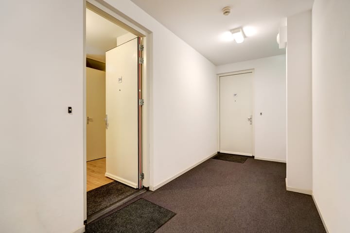 Foto 7 van Molukkenstraat 3-H