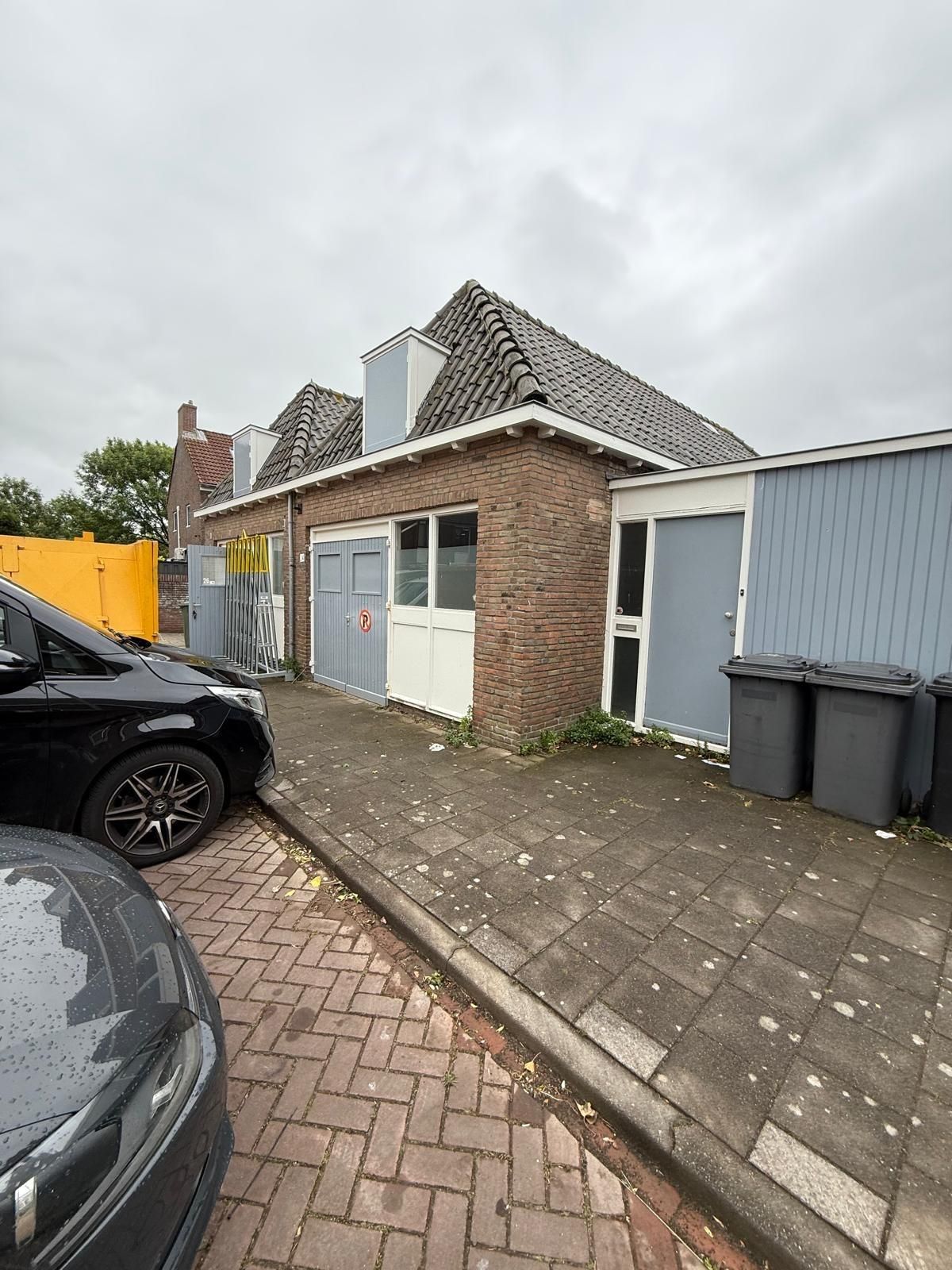 Bekijk foto 2 van Hofdijkstraat 24