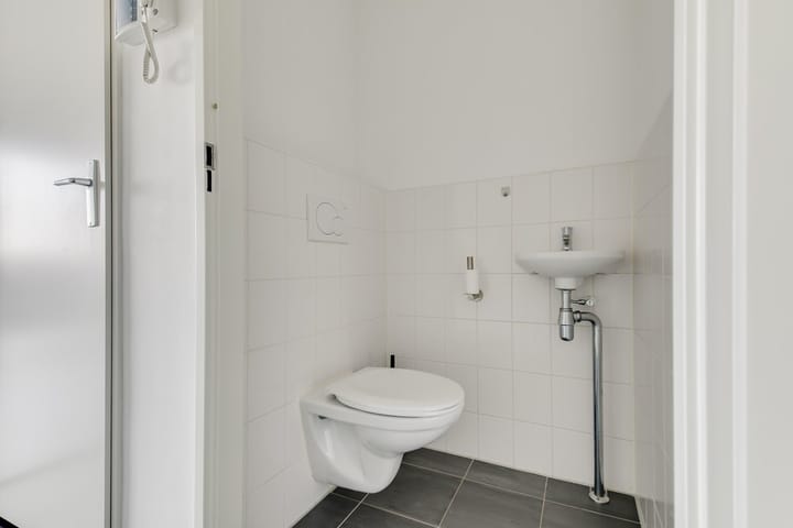 Foto 7 van Constant Erzeijstraat 10