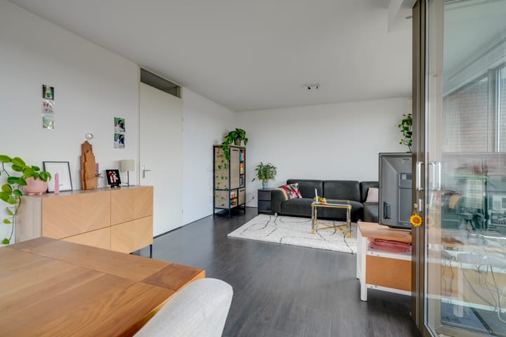 Foto 10 van Constant Erzeijstraat 10