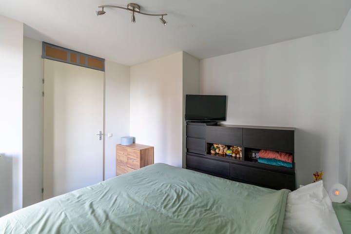 Foto 18 van Constant Erzeijstraat 10