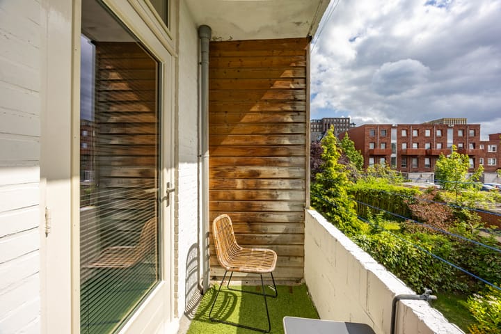 Foto 26 van Oosterhamriklaan 14-A