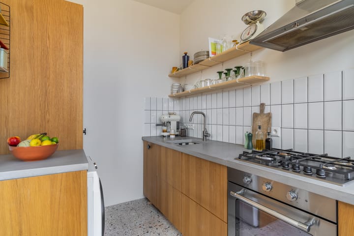 Photo 12 of Edisonstraat 129-A