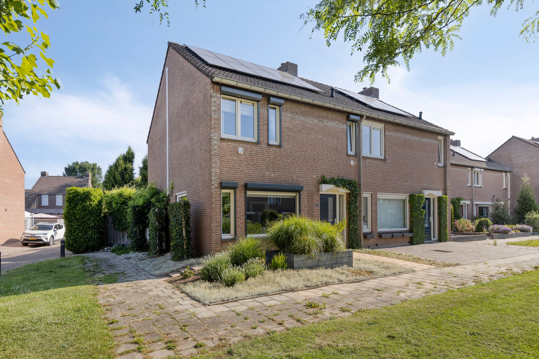 Foto 3 van Burgemeester Lambertstr 25