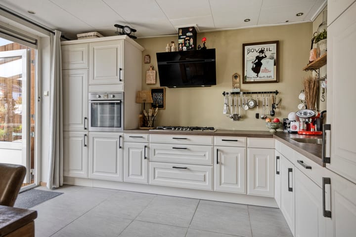 Foto 13 van Burgemeester Lambertstr 25