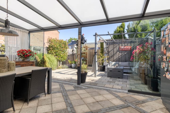 Foto 29 van Burgemeester Lambertstr 25