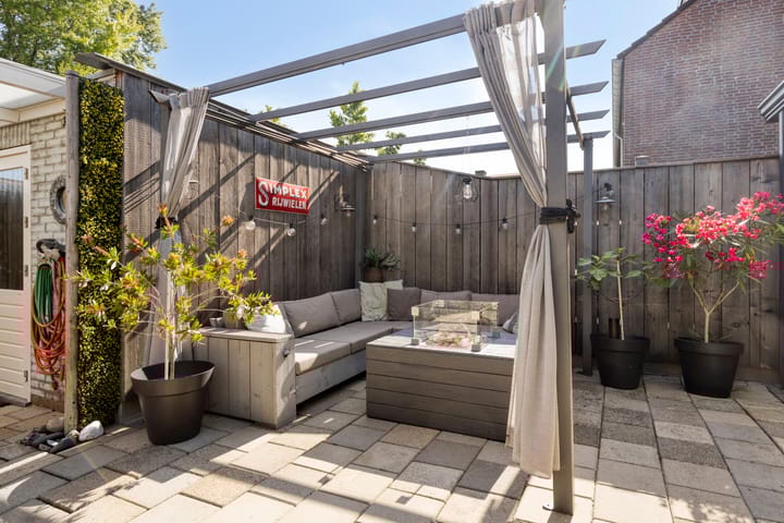 Foto 32 van Burgemeester Lambertstr 25