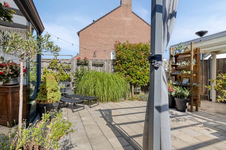 Foto 33 van Burgemeester Lambertstr 25