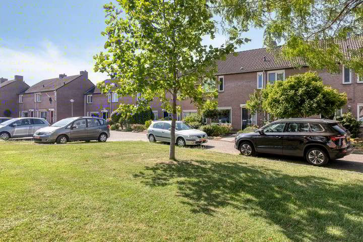 Foto 41 van Burgemeester Lambertstr 25