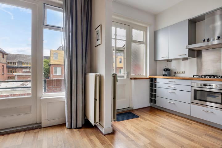 Foto 34 van Petrus Campersingel 199-A