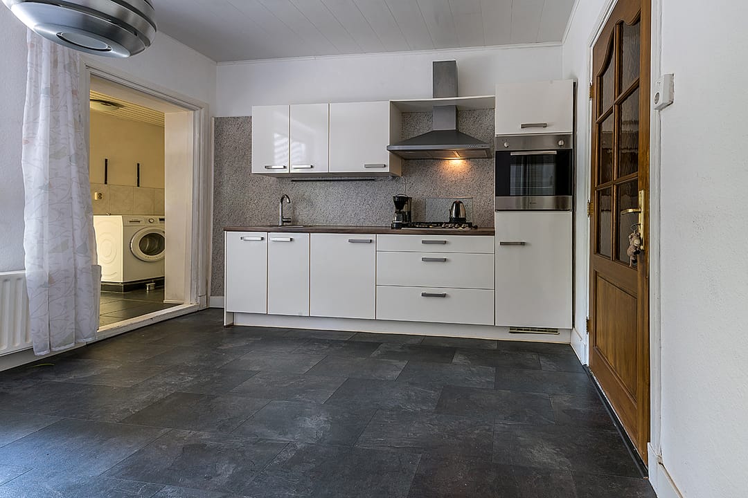 Foto 8 van Meuserstraat 123