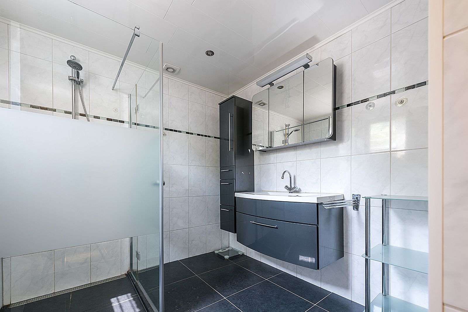 Foto 12 van Meuserstraat 123