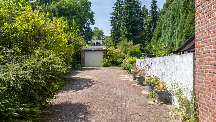 Foto 29 van Meuserstraat 123