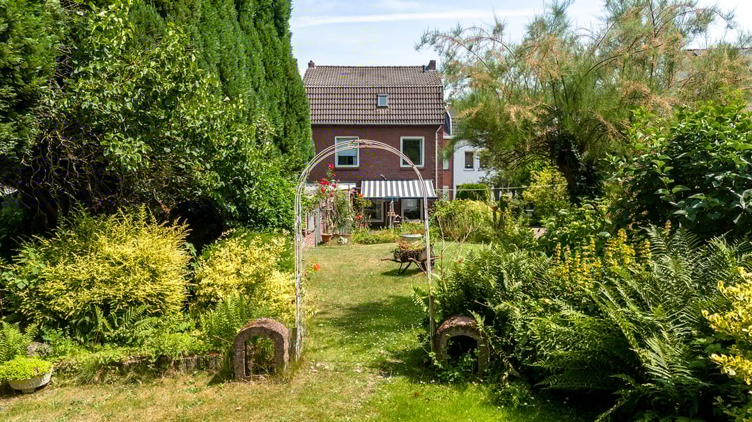 Foto 41 van Meuserstraat 123