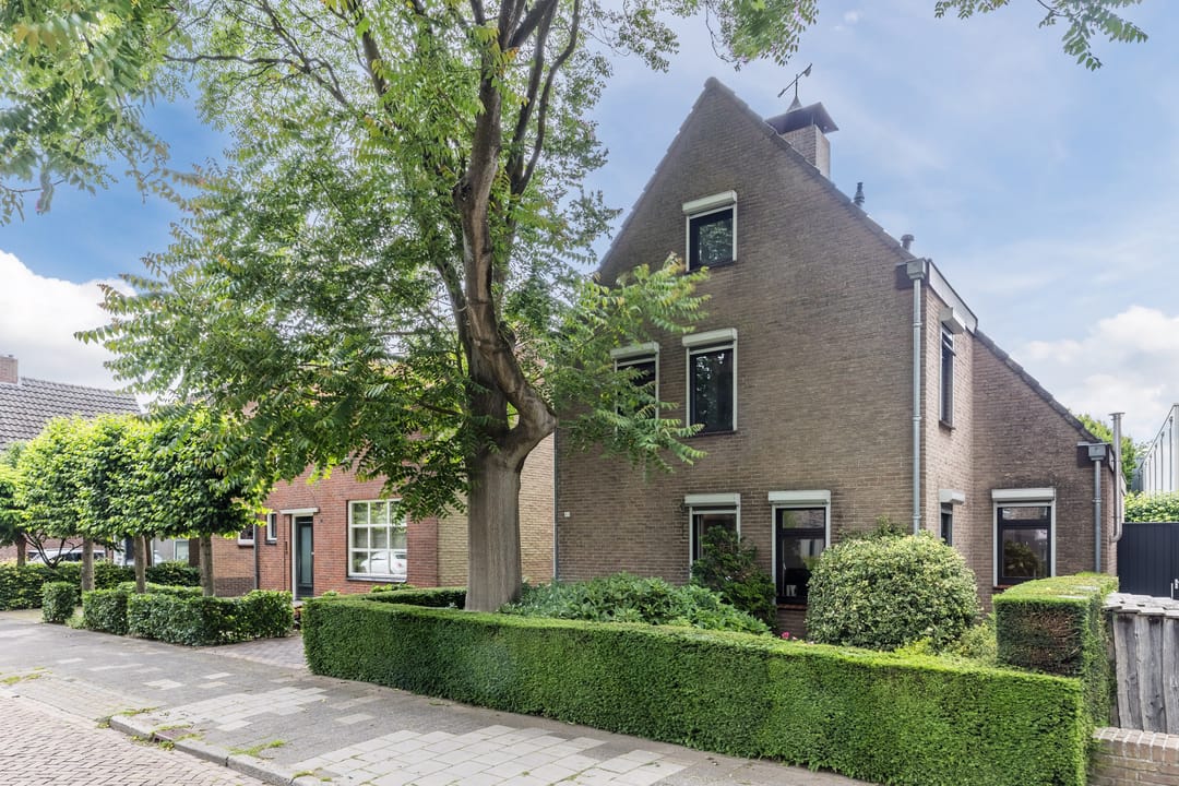 Foto 2 van Lange Wagenstraat 49