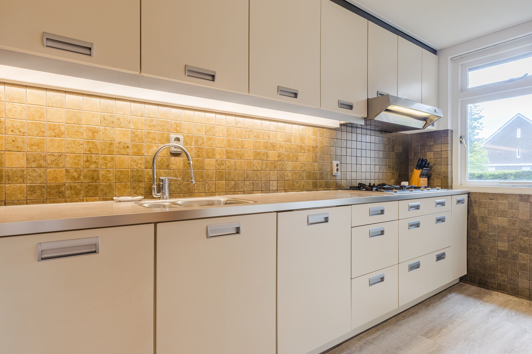 Foto 18 van Lange Wagenstraat 49