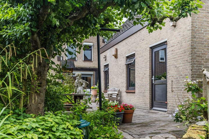 Foto 49 van Lange Wagenstraat 49