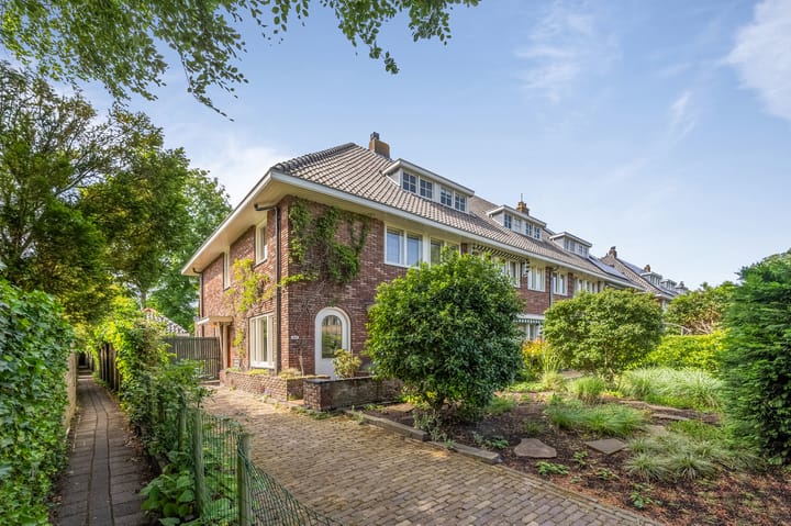 Foto 1 van Ign. Bispincklaan 68