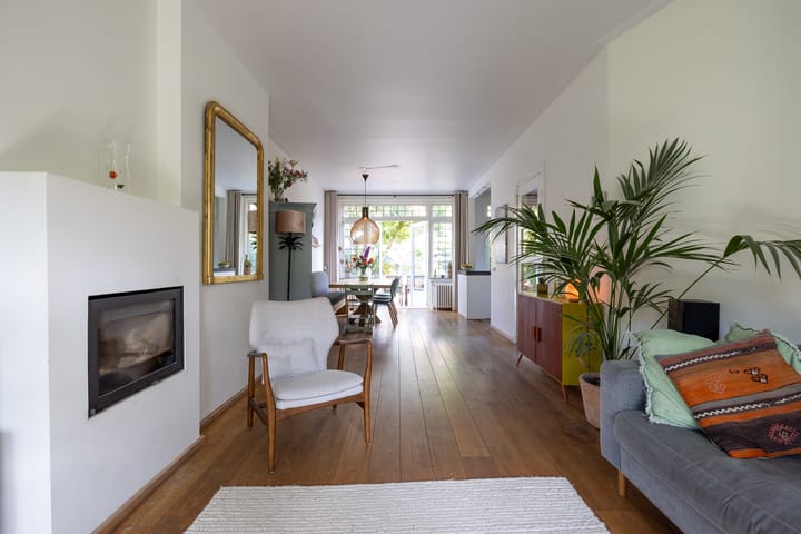 Photo 2 of Leeuweriklaan 2