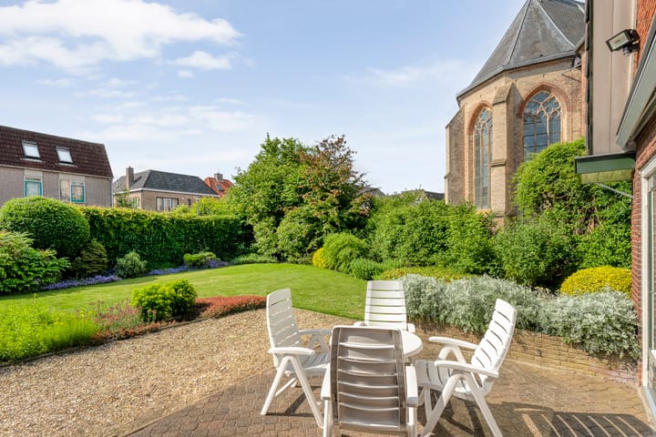 Foto 21 van Burgemeester Goeman Borgesiusstraat 16