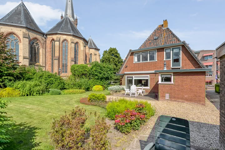 Foto 24 van Burgemeester Goeman Borgesiusstraat 16