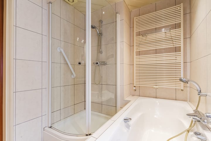 Foto 20 van Waalreseweg 132