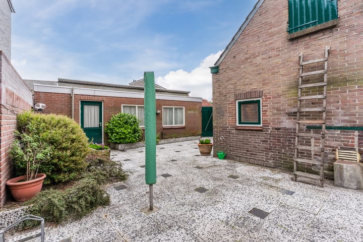 Foto 37 van Waalreseweg 132