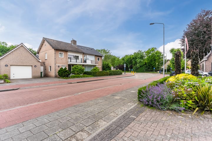 Foto 42 van Waalreseweg 132