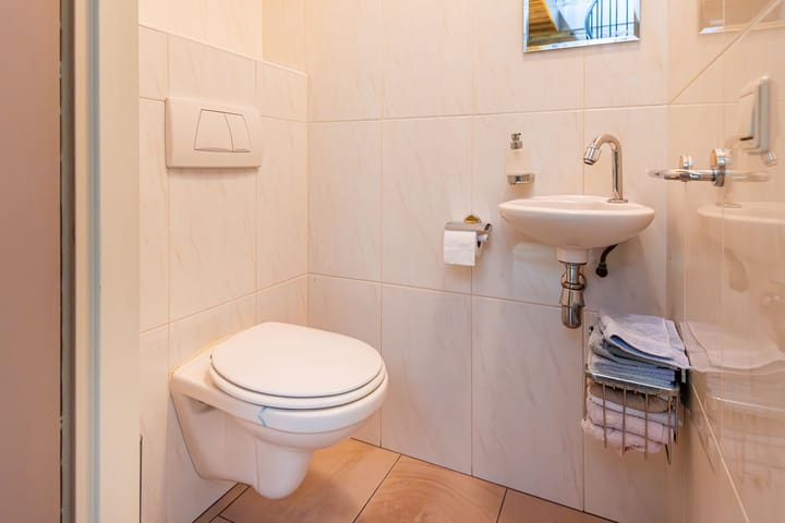 Foto 9 van Rozenstraat 4