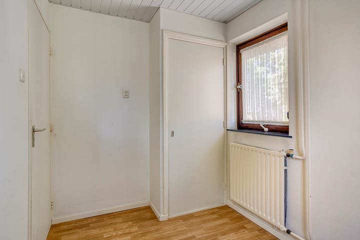 Foto 14 van Korenbloemstraat 7