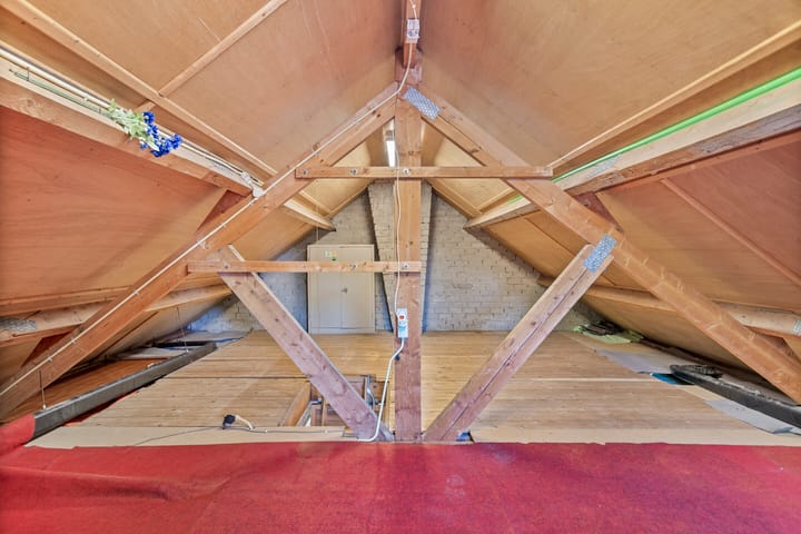 Foto 23 van Korenbloemstraat 7