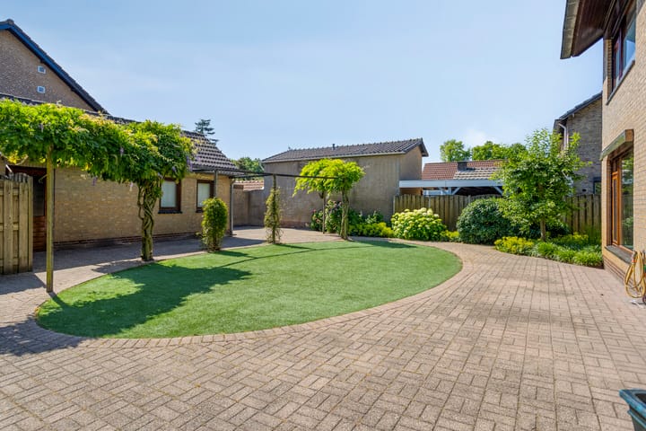 Foto 24 van Korenbloemstraat 7