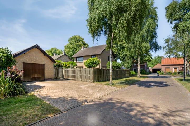 Foto 33 van Korenbloemstraat 7