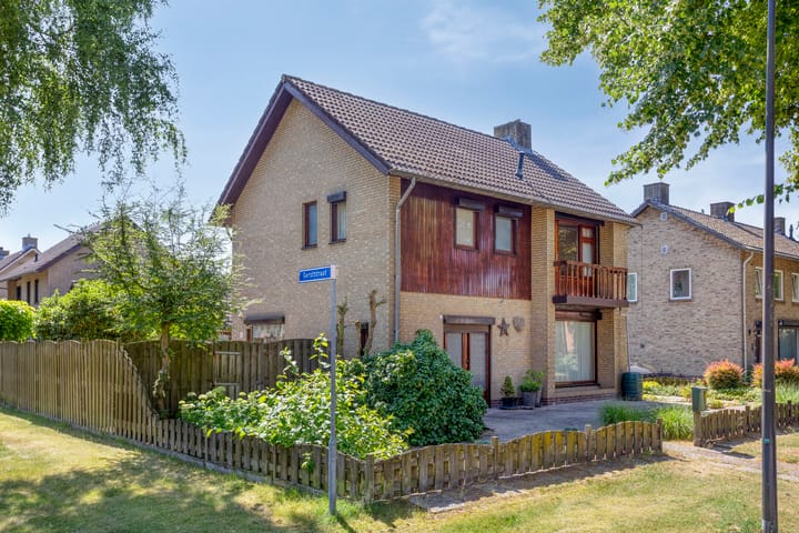 Foto 35 van Korenbloemstraat 7