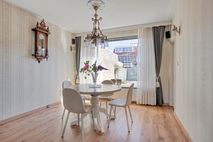 Foto 10 van Leliestraat 14