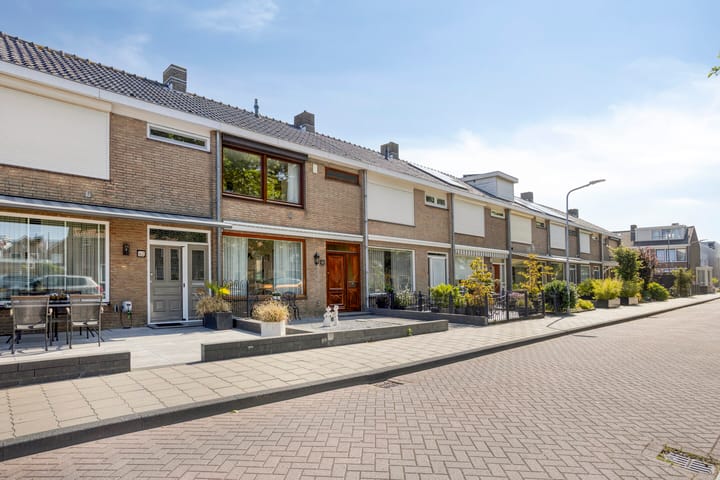 Foto 26 van Leliestraat 14