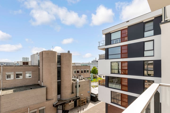 Foto 10 van Makelaarstraat 8-G