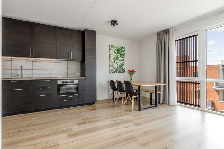 Foto 16 van Makelaarstraat 8-G