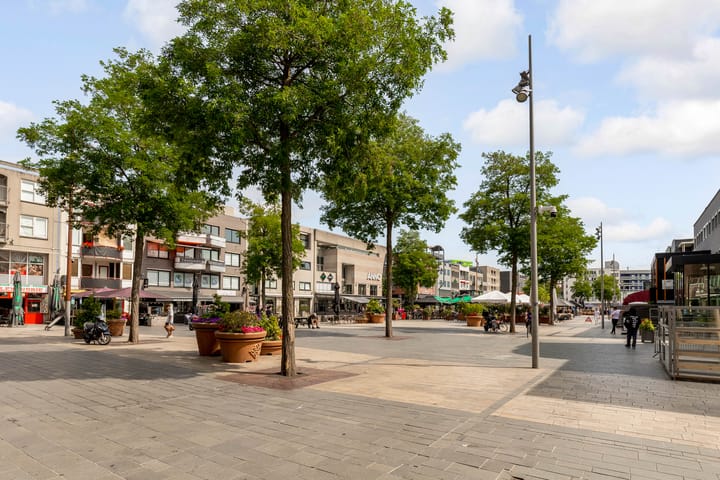 Foto 40 van Makelaarstraat 8-G