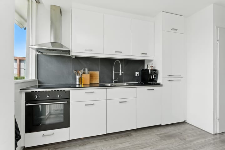 Photo 11 of Herman de Manstraat 86