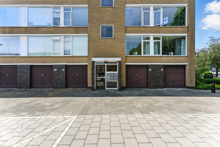 Photo 28 of Herman de Manstraat 86