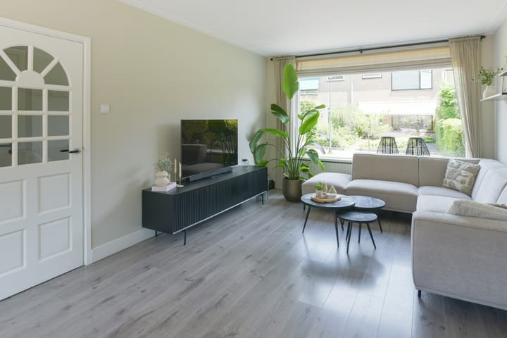 Photo 4 of Aelbert Cuypstraat 13