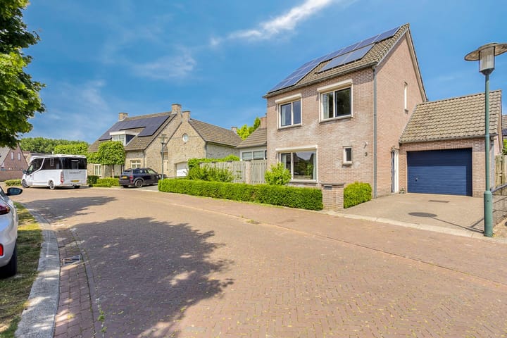 Photo 37 of Columbuslaan 3