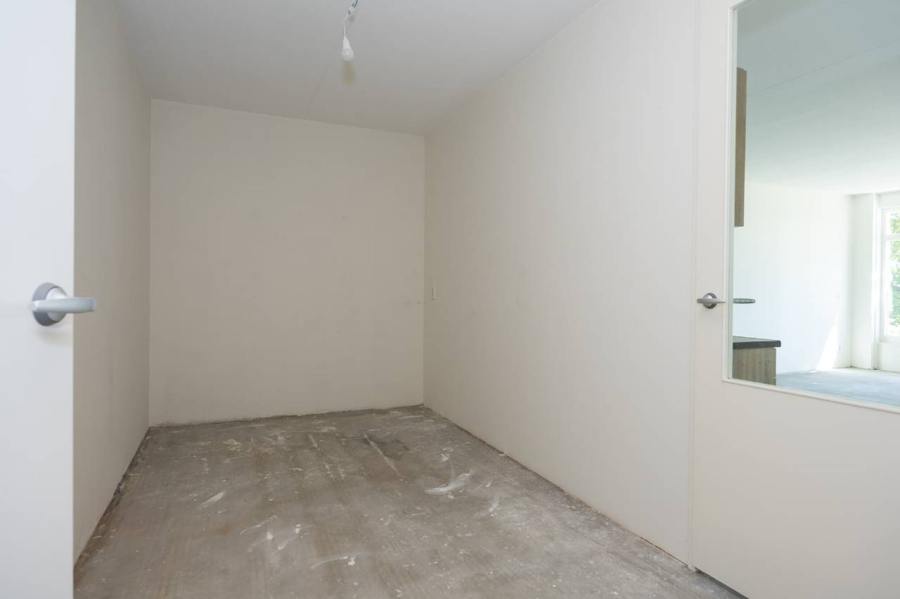 Foto 18 van Dorpsweg 127-E