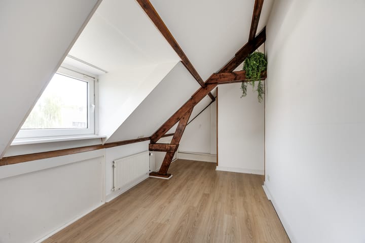 Photo 23 of Kamerlingh Onnesstraat 34