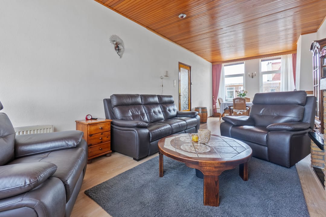 Foto 8 van Pluvierstraat 337