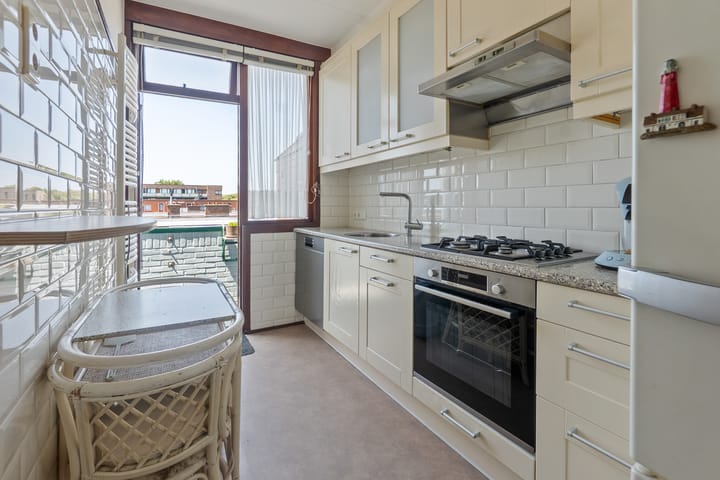 Foto 16 van Pluvierstraat 337