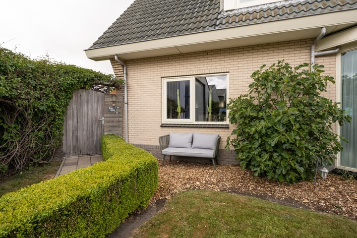 Photo 5 of Vliegwiel 13