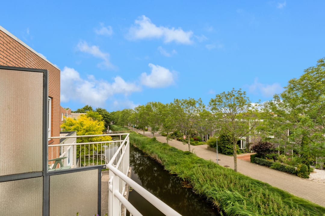 Photo 22 of De Spin 120